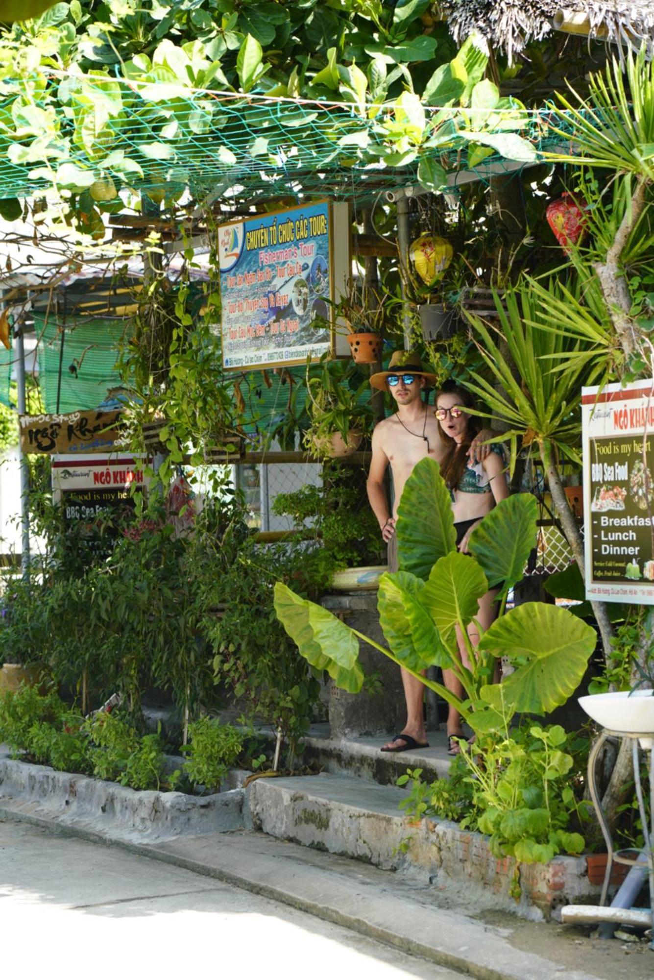 Ngo Khanh Homestay Tân Hiệ Екстериор снимка