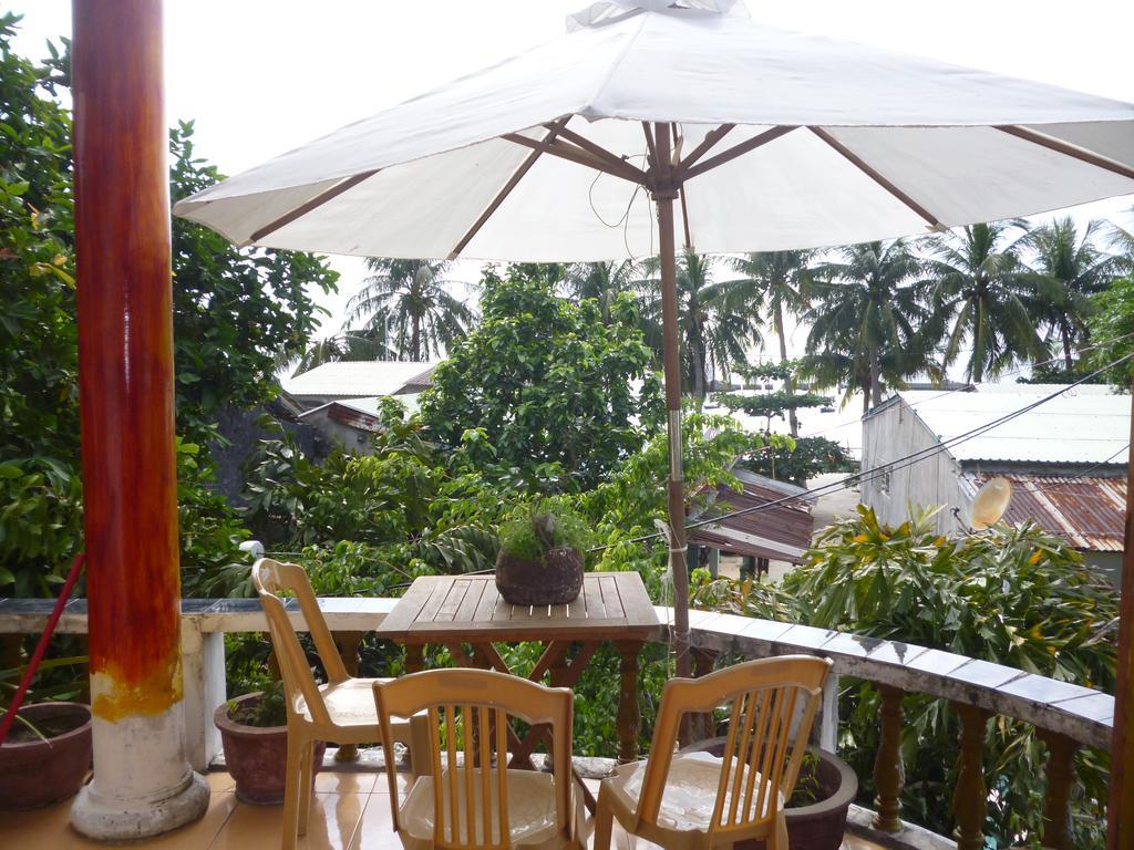 Ngo Khanh Homestay Tân Hiệ Екстериор снимка