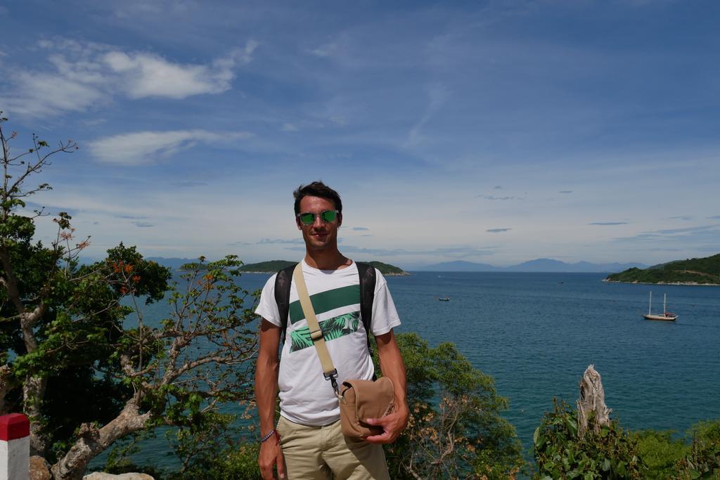 Ngo Khanh Homestay Tân Hiệ Екстериор снимка