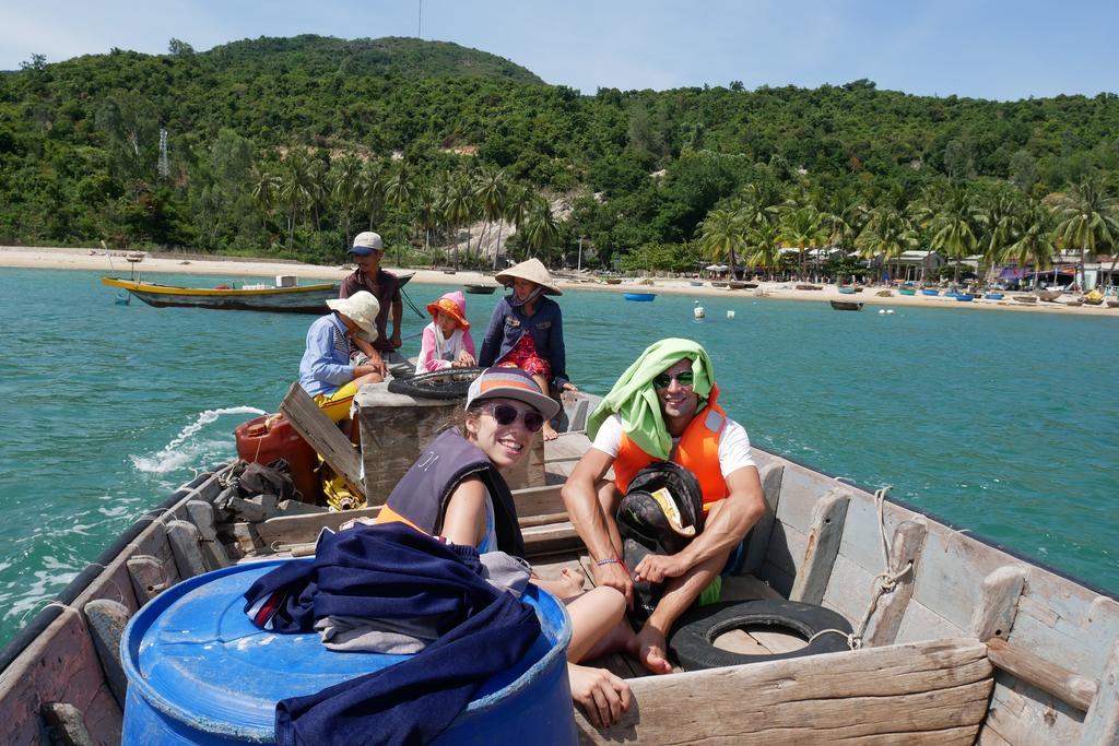 Ngo Khanh Homestay Tân Hiệ Екстериор снимка