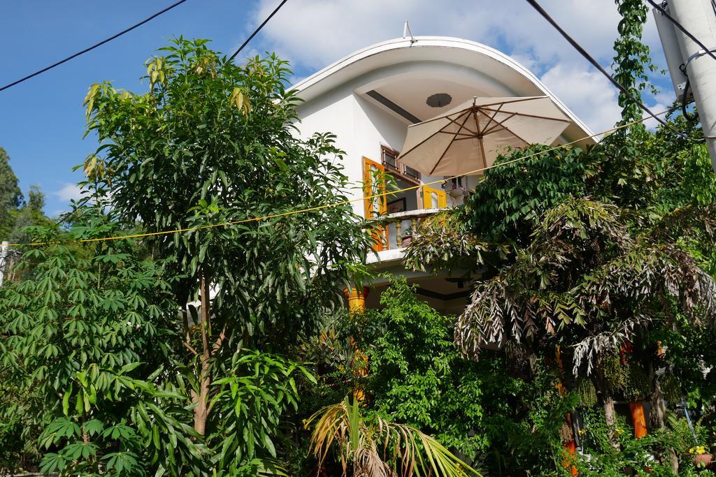 Ngo Khanh Homestay Tân Hiệ Екстериор снимка