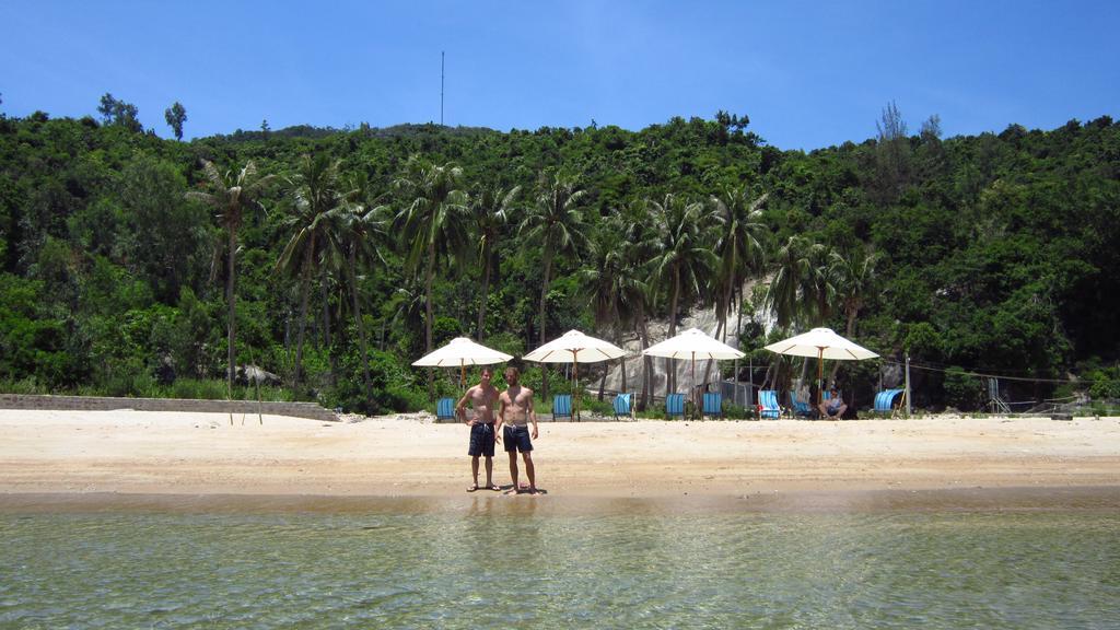 Ngo Khanh Homestay Tân Hiệ Екстериор снимка