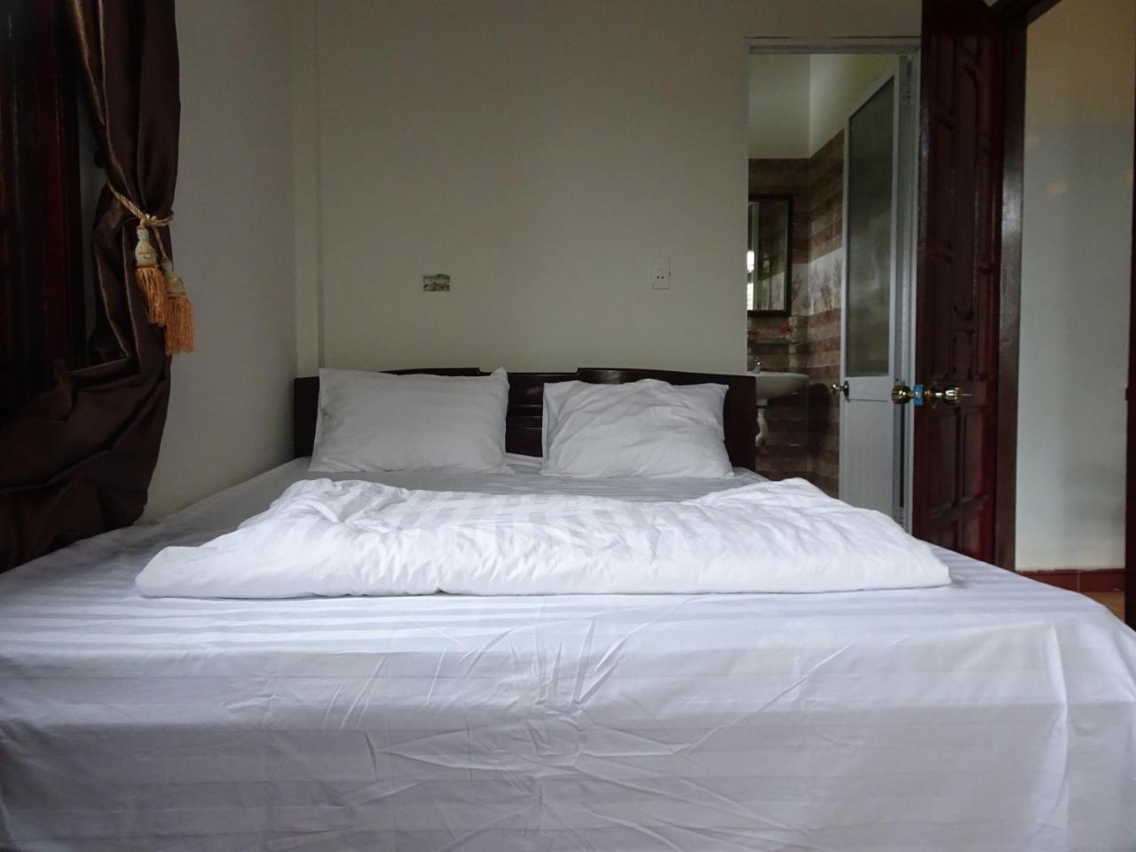 Ngo Khanh Homestay Tân Hiệ Екстериор снимка