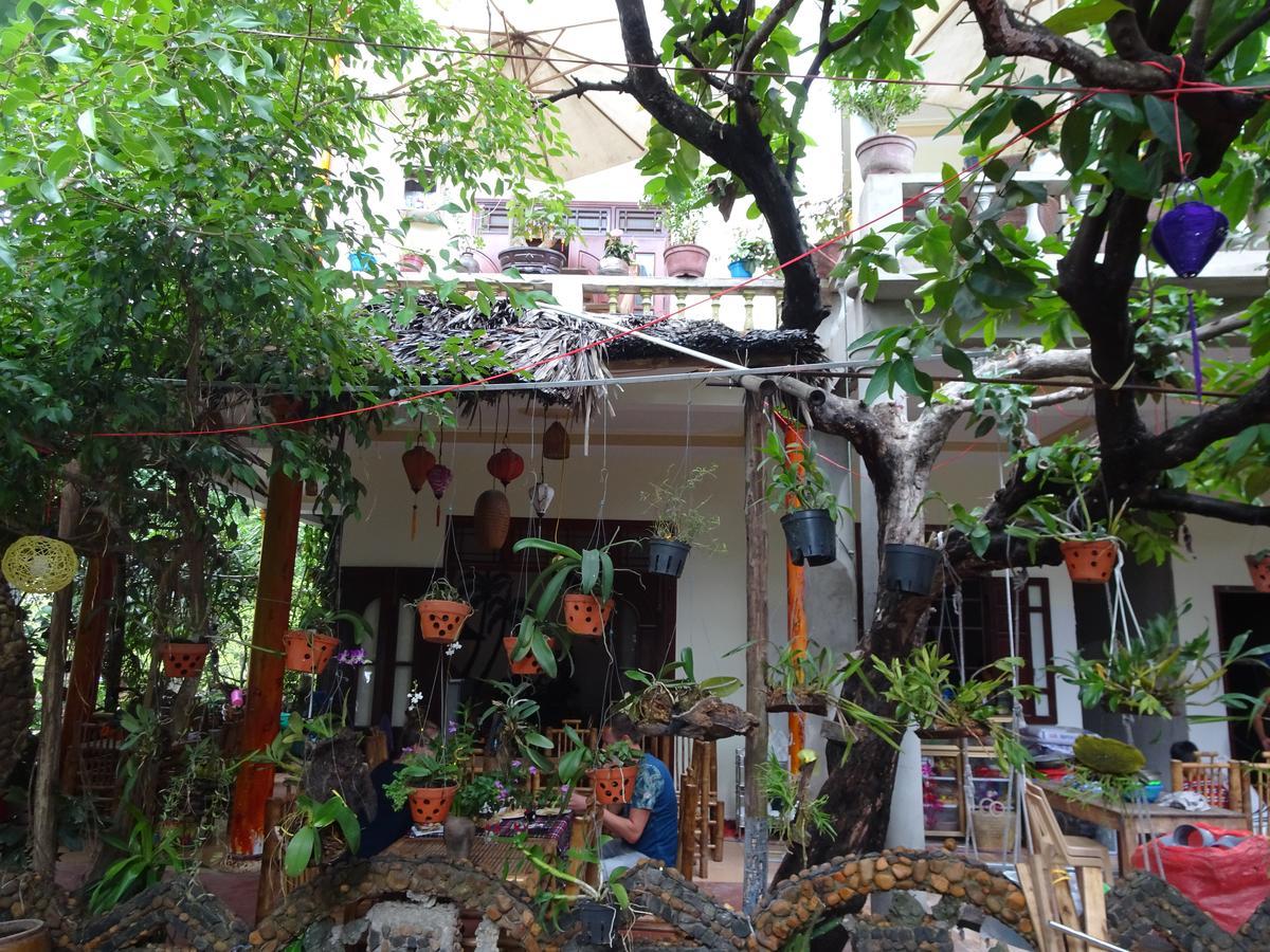Ngo Khanh Homestay Tân Hiệ Екстериор снимка