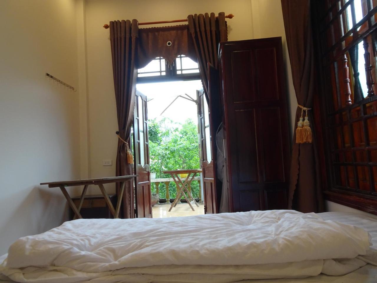 Ngo Khanh Homestay Tân Hiệ Екстериор снимка
